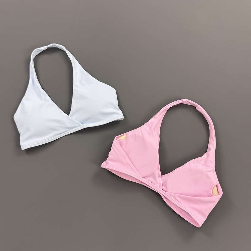 بلوزة رياضية نسائية برقبة هالت - مراجعة Sports Bra High Impact وسعره